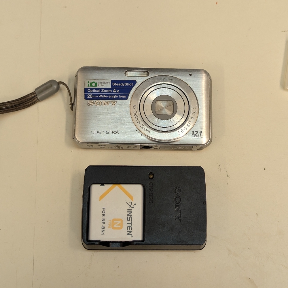 Sony cyber shot digital camera